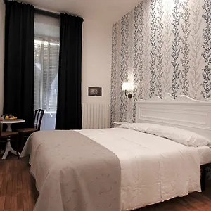 https://domus-iuliae.it-romehotels.com
